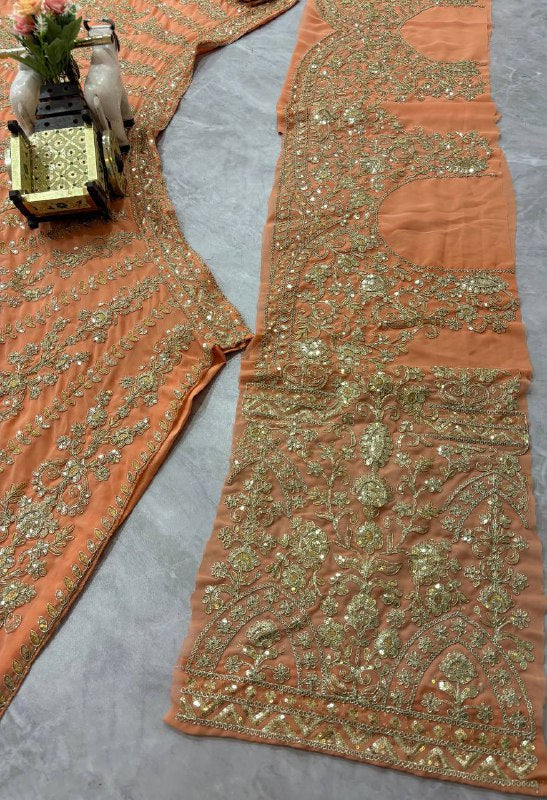 Einführung eines 4 Meter ausgestellten Coding Sequins Work Lehenga