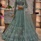 Feiern Sie den Charme der indischen Kultur mit diesem wunderschönen Lehenga-Set
