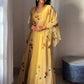 Präsentation des exklusiven Anarkali-Shooting-Designs