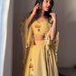 Präsentation des exklusiven Anarkali-Shooting-Designs