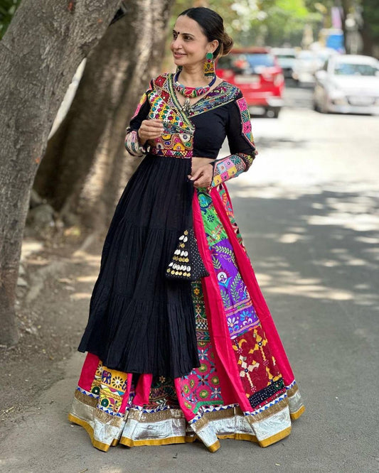 PRESENTING NEW DESIGNER PRINTED COTTON INDOWESTERN OUTFIT