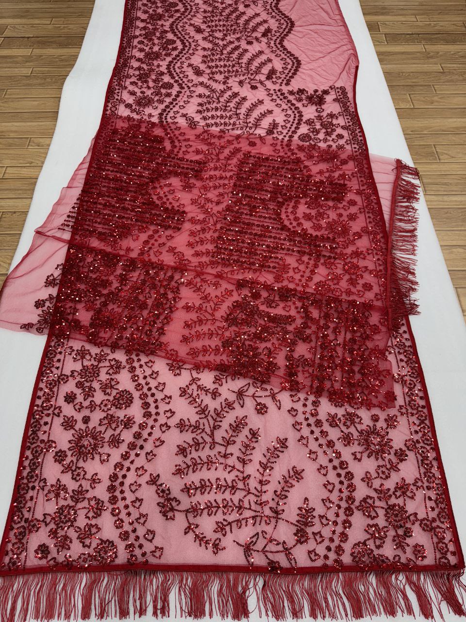 bordure jacquard zari avec doublure zari en sari complet