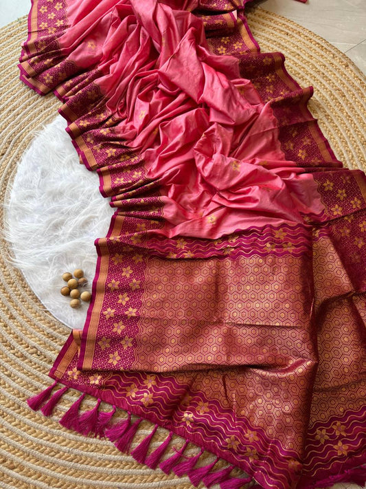 elegance with this exquisite Banarasi weaving silk