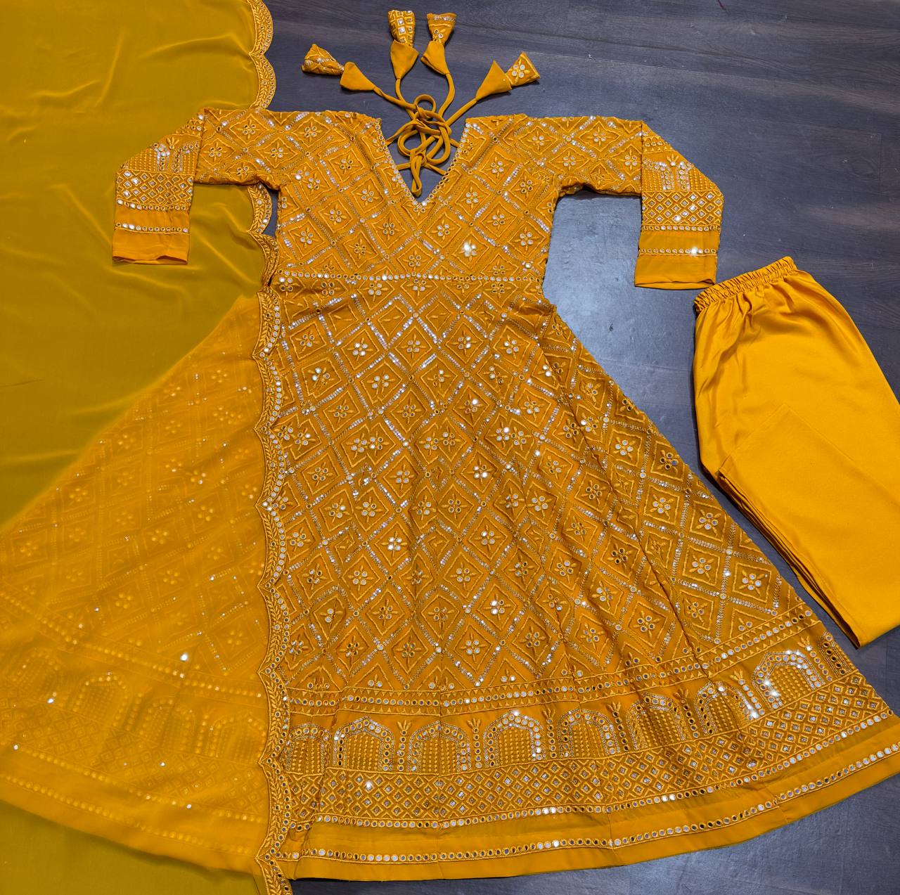 PREMIUM READYMADE ANARKALI SUIT SET [3 XL]