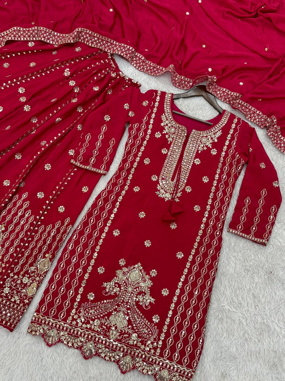 Launching 3 Pices Ready Made Kurti - Plazzo With Dupatta