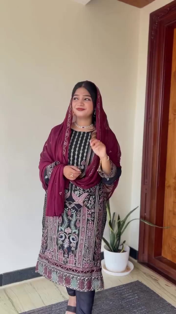 LAUNCHING NEW DESIGNER HEAVY EMBROIDERY WORK TOP PENT WITH DUPATTA SET