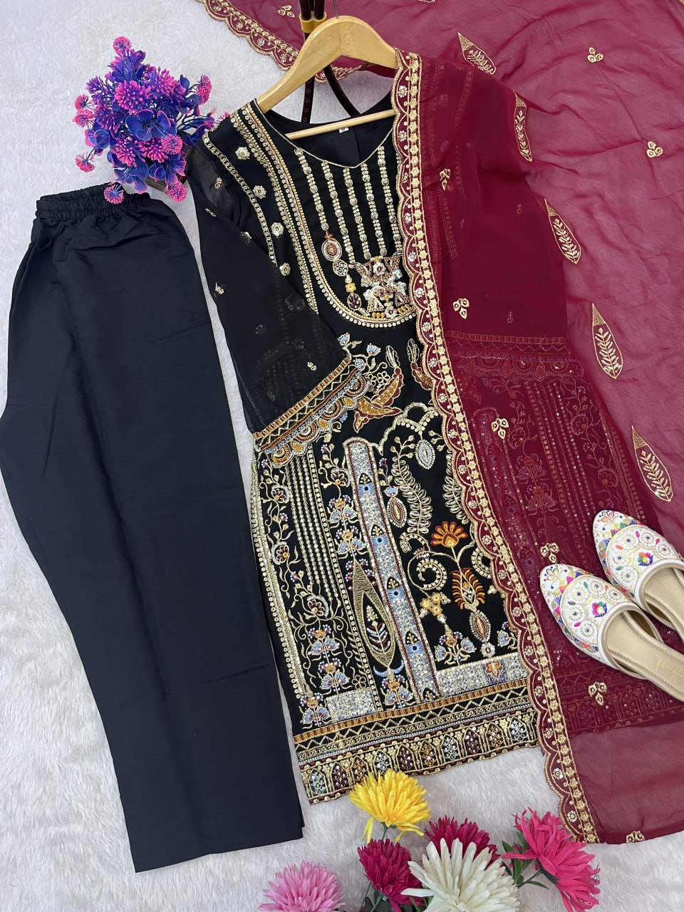 LAUNCHING NEW DESIGNER HEAVY EMBROIDERY WORK TOP PENT WITH DUPATTA SET