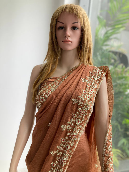 Looking some one for this same colour beautiful Saree