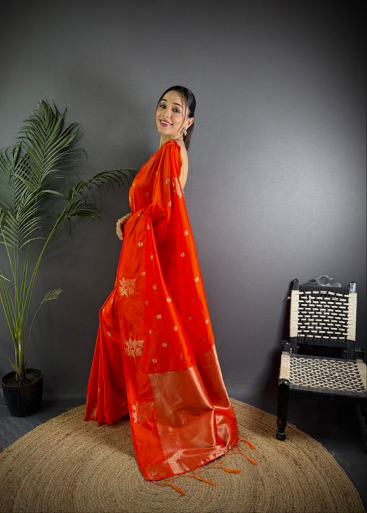 Je recherche quelqu'un pour ce magnifique sari de la même couleur