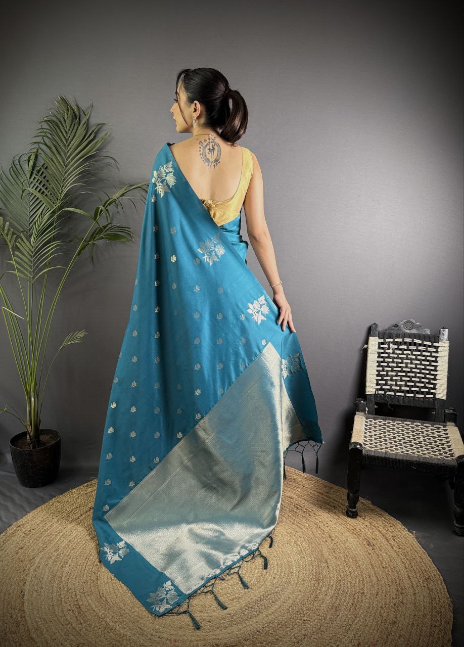 Je recherche quelqu'un pour ce magnifique sari de la même couleur