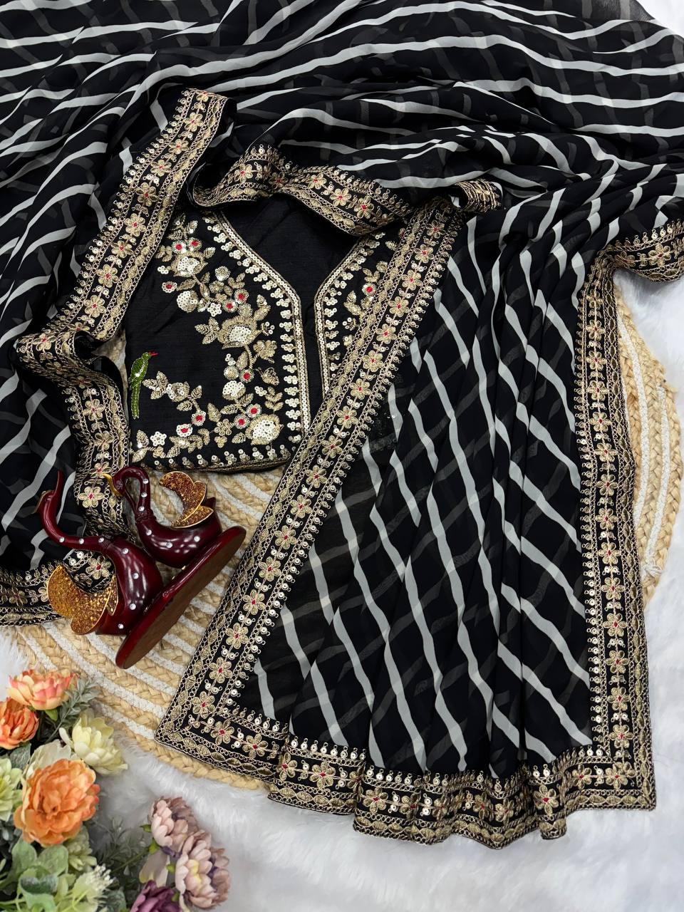 Beautiful leriya print with lace border work saree