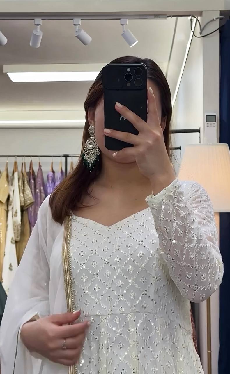PREMIUM-FERTIGANZUG-SET AUS ANARKALI
