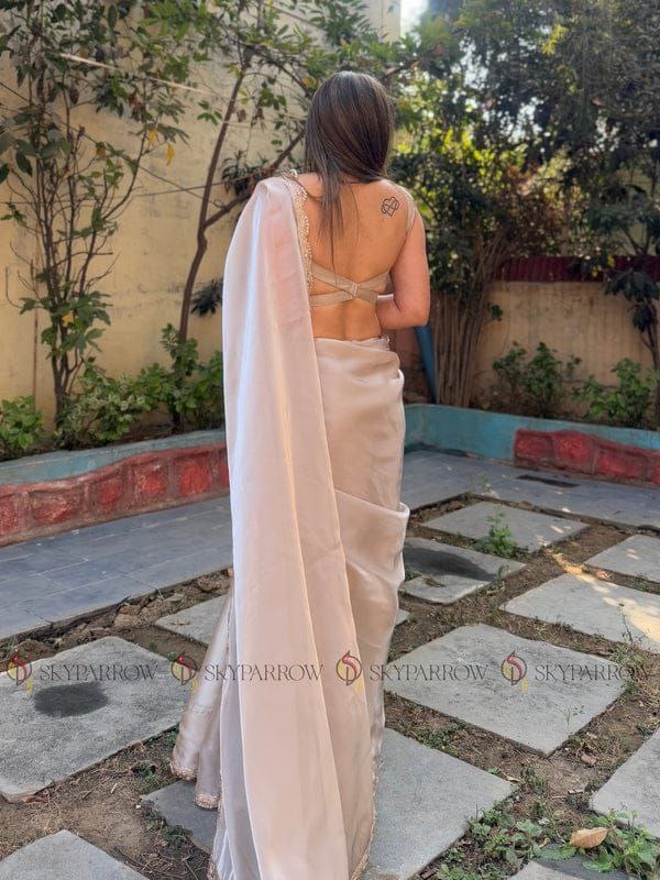 weaving moti&gold lace border Saree