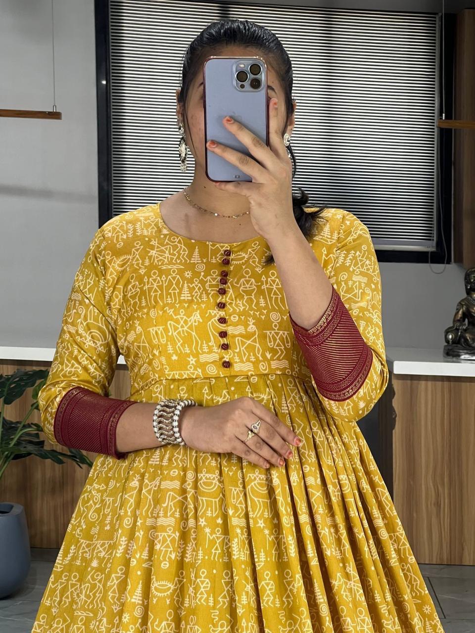 Nouvelle robe de soirée de créateur avec broderies lourdes