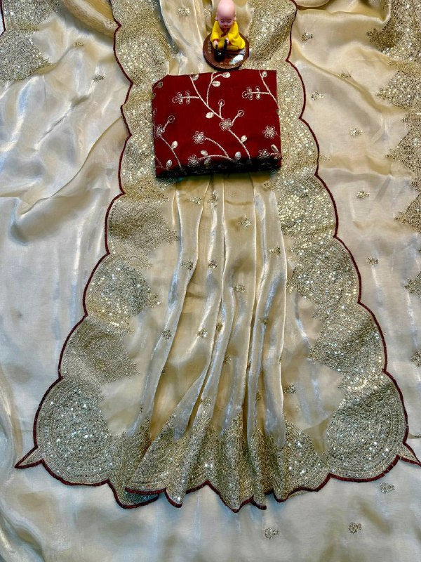 Heavy silk fabric saree