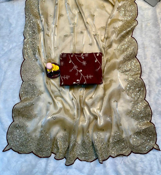 Heavy silk fabric saree