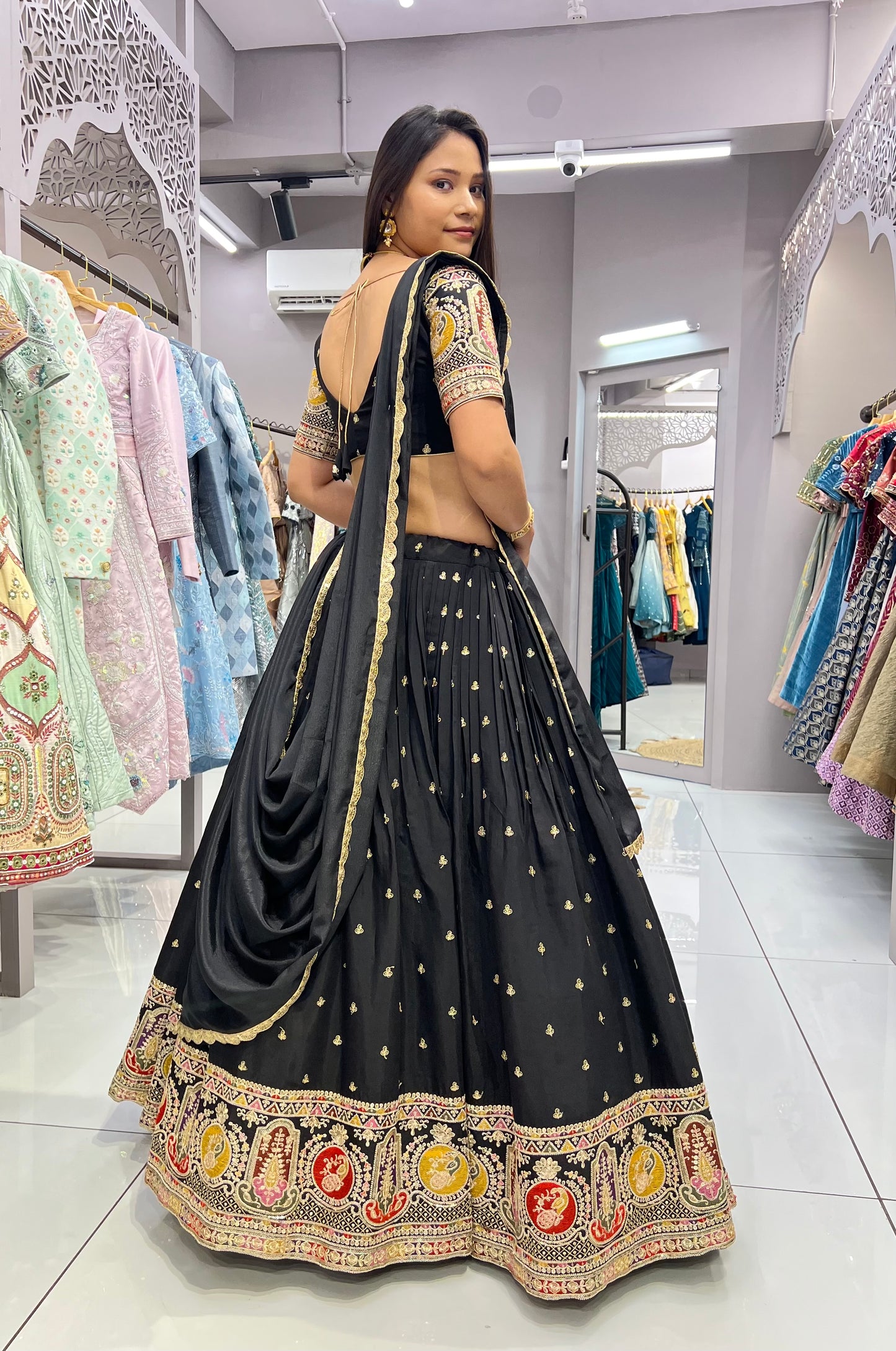 Damaniya Lehenga Choli (Full Stitched)