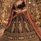 Sehen Sie umwerfend aus in diesem wunderschönen cremefarbenen Lehenga-Set