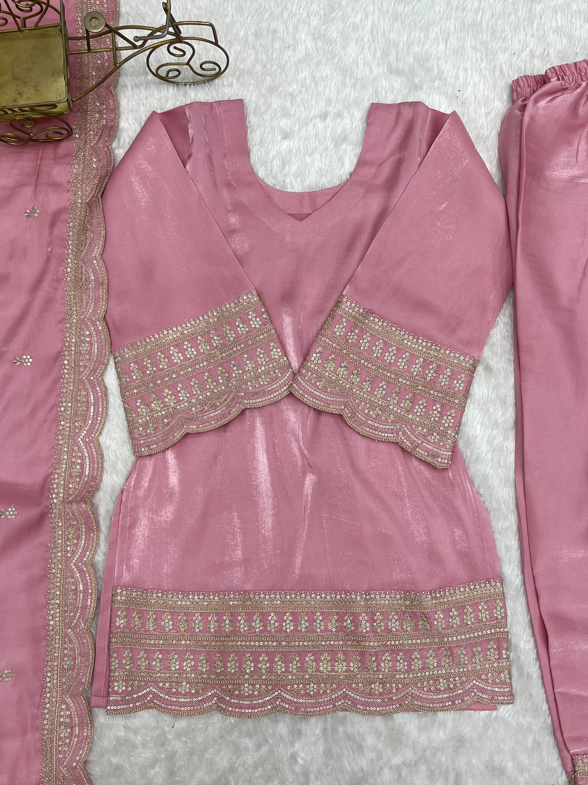 PREMIUM-FERTIGANZUG-SET AUS ANARKALI