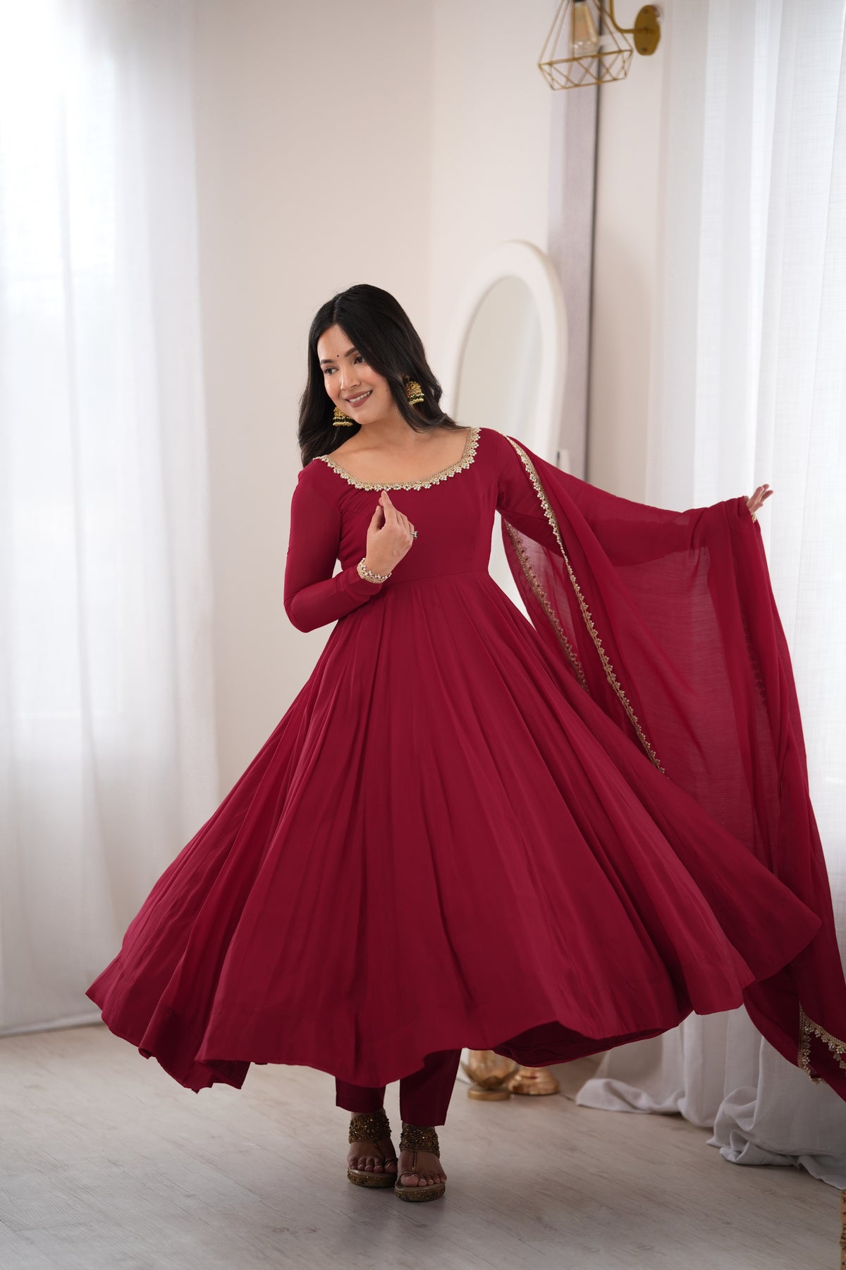 PREMIUM-FERTIGANZUG-SET AUS ANARKALI