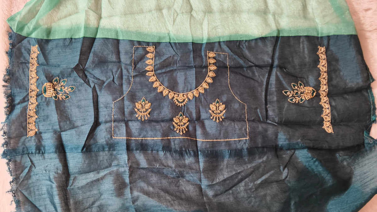 Suche jemanden für einen schönen Sari in der gleichen Farbe