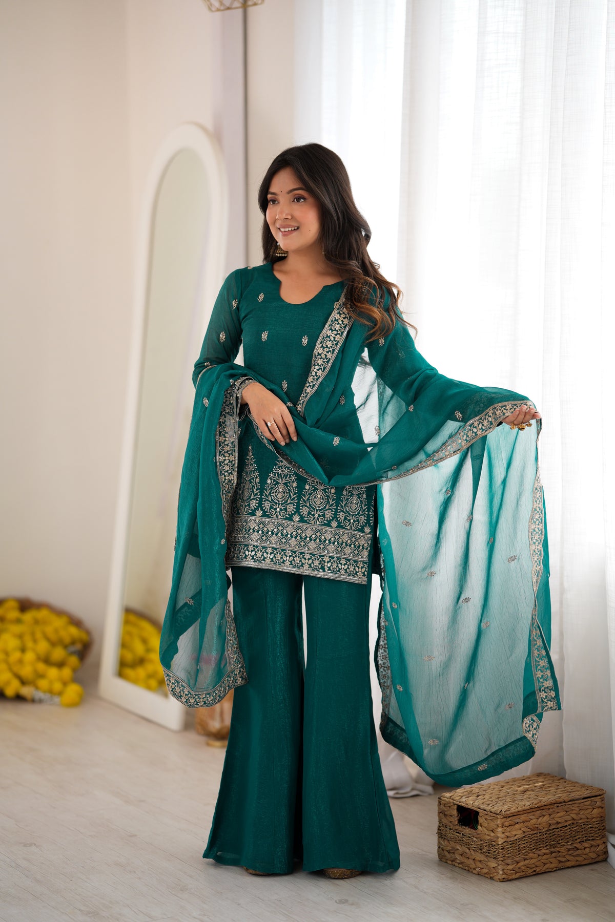 PREMIUM-FERTIGANZUG-SET AUS ANARKALI