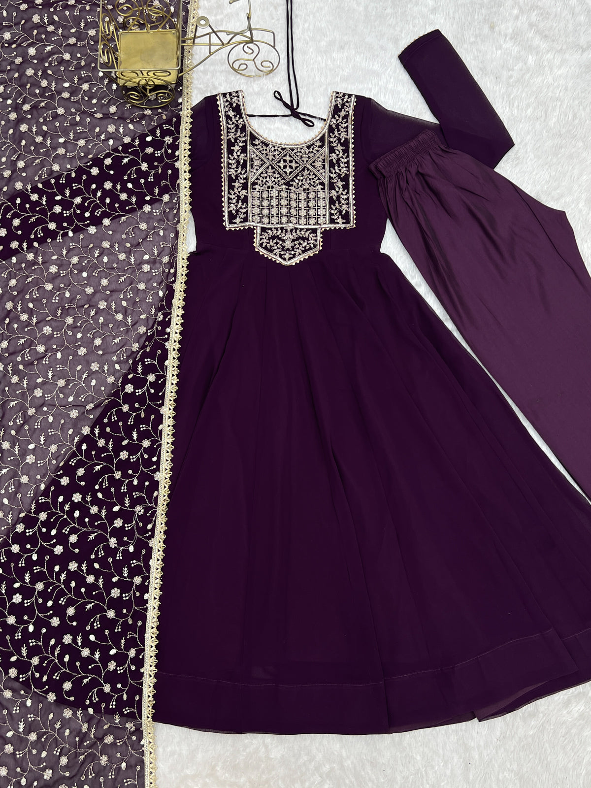 PREMIUM-FERTIGANZUG-SET AUS ANARKALI