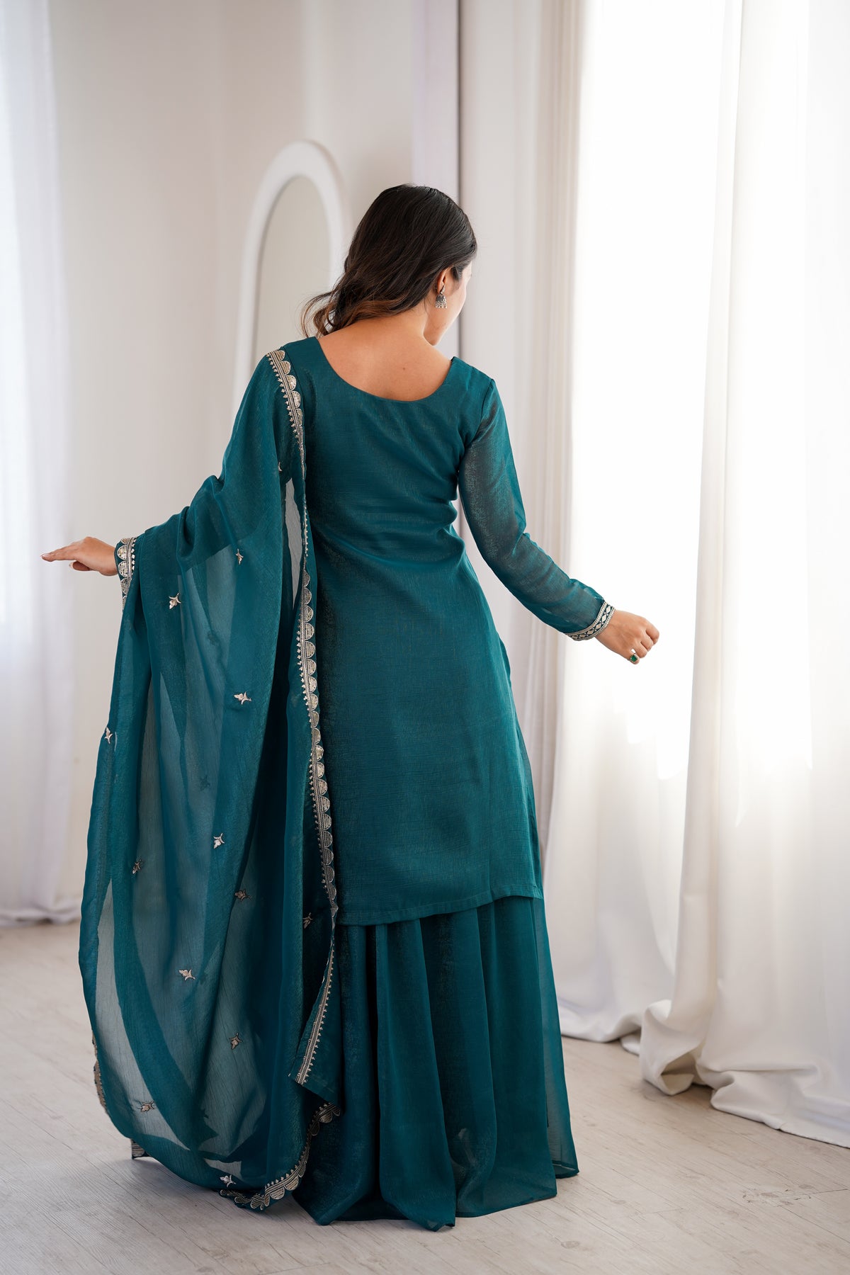 PREMIUM-FERTIGANZUG-SET AUS ANARKALI