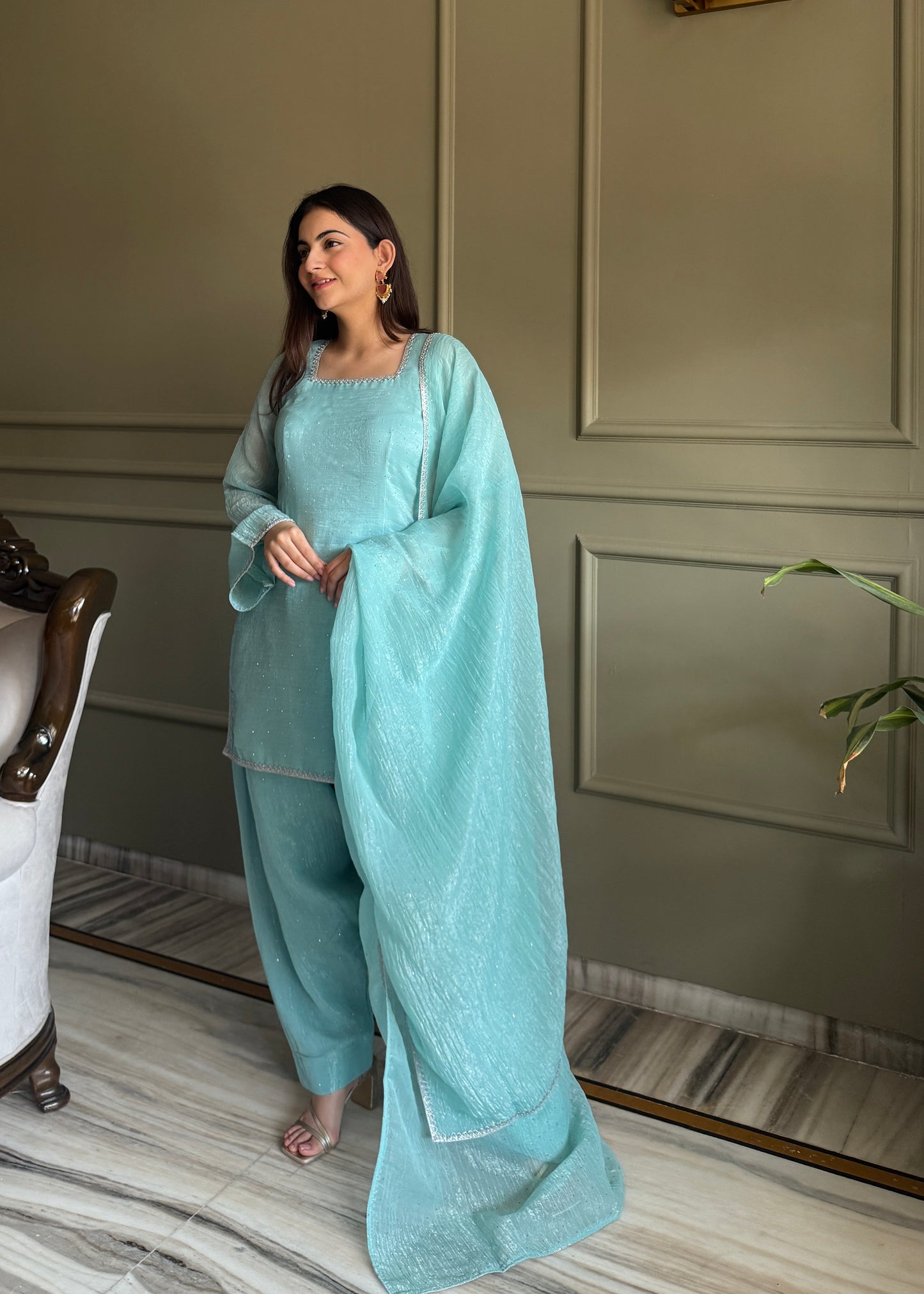 PRESENTING NEW EID SPECIAL FARSHI SALWAR SUIT