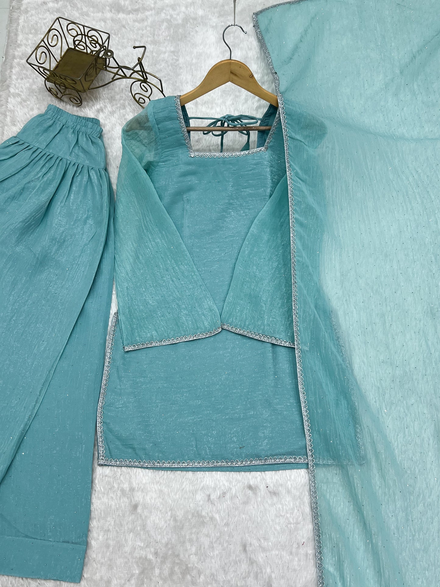 PRESENTING NEW EID SPECIAL FARSHI SALWAR SUIT