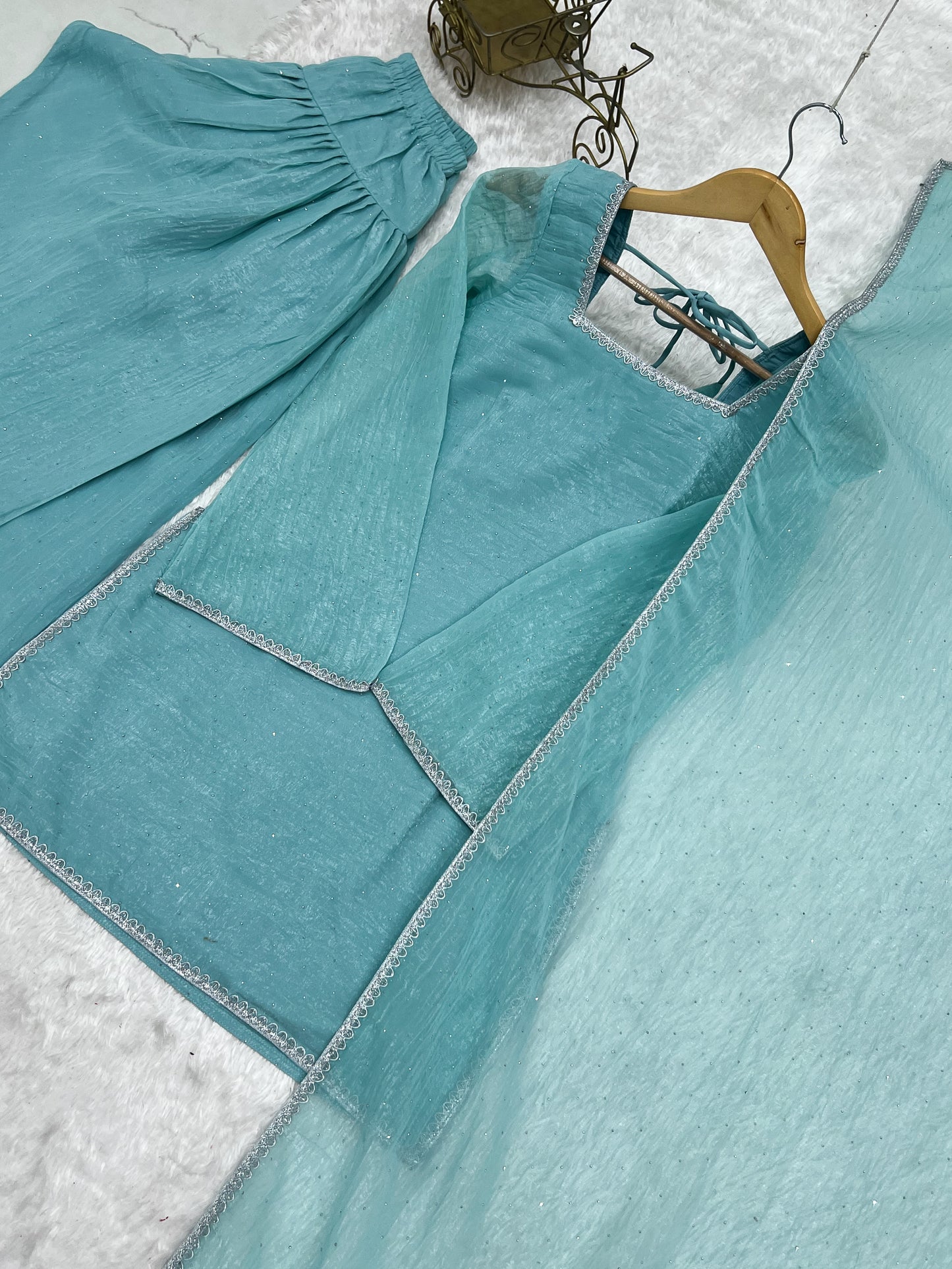PRESENTING NEW EID SPECIAL FARSHI SALWAR SUIT