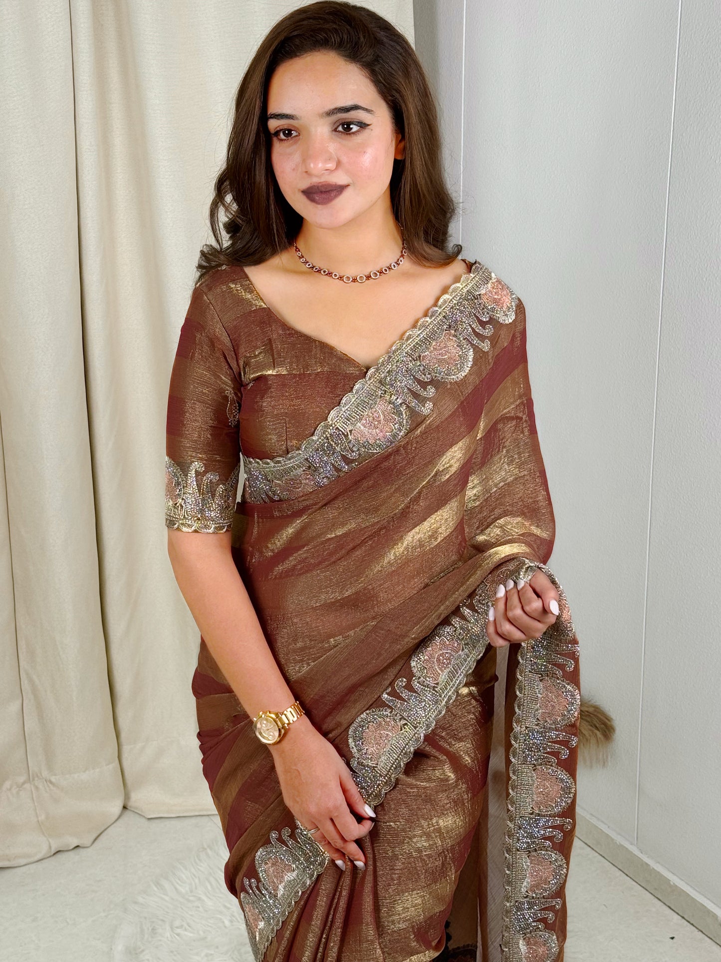 fandy chiffon saree adorned with intricate zari embroidered saree