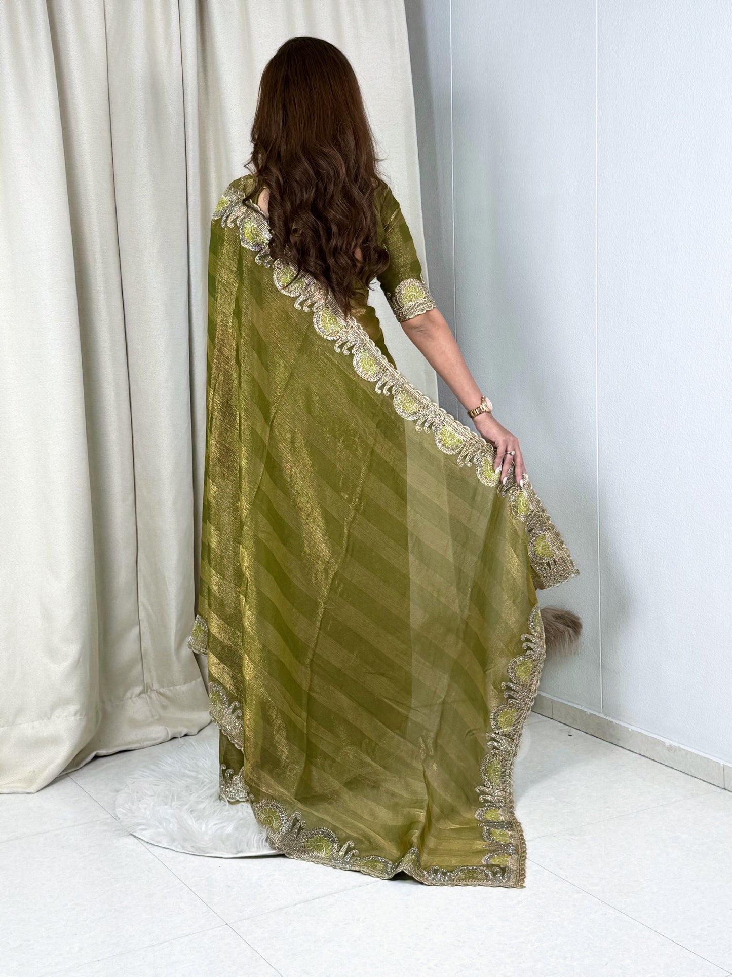 fandy chiffon saree adorned with intricate zari embroidered saree