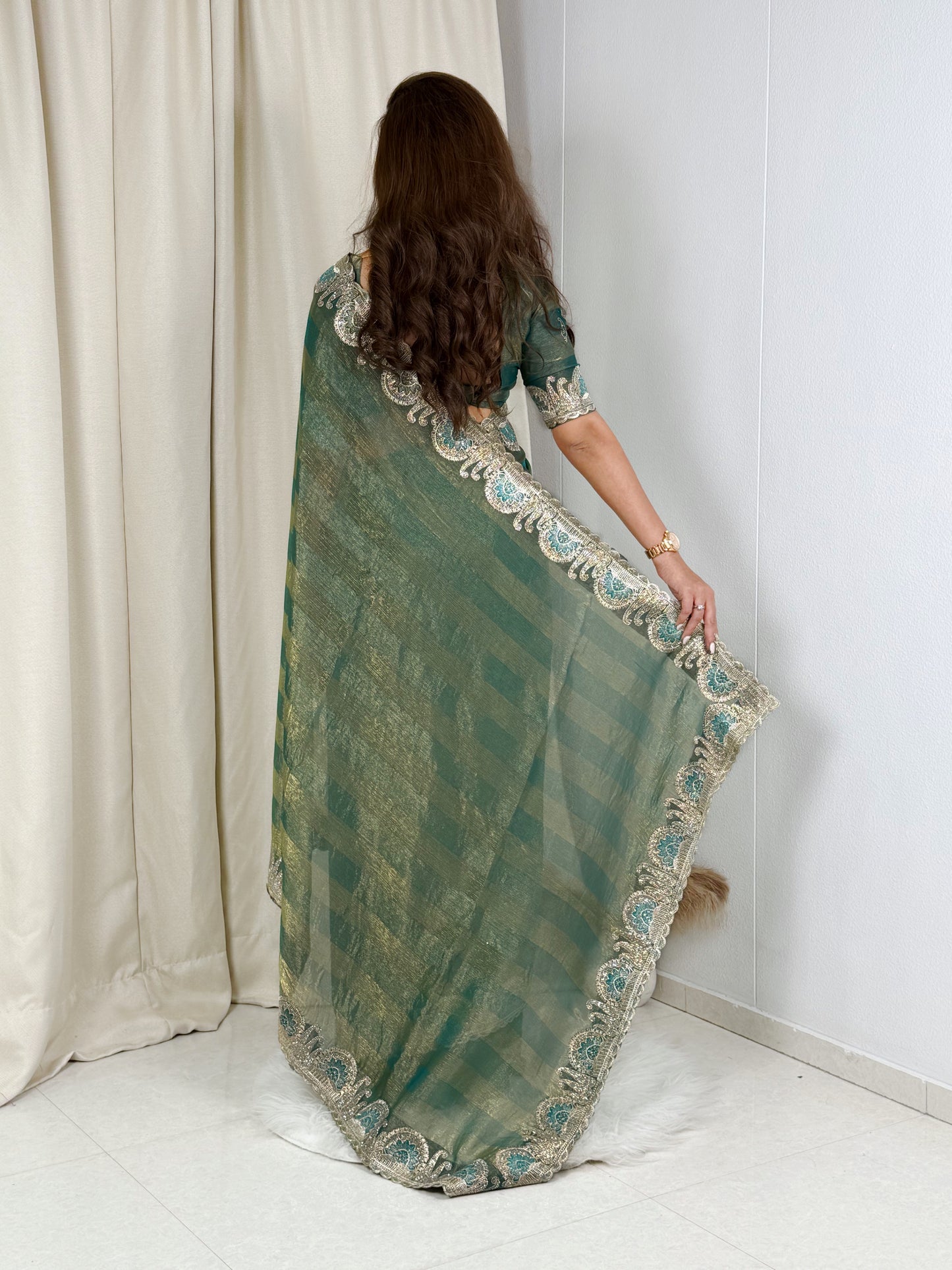 fandy chiffon saree adorned with intricate zari embroidered saree