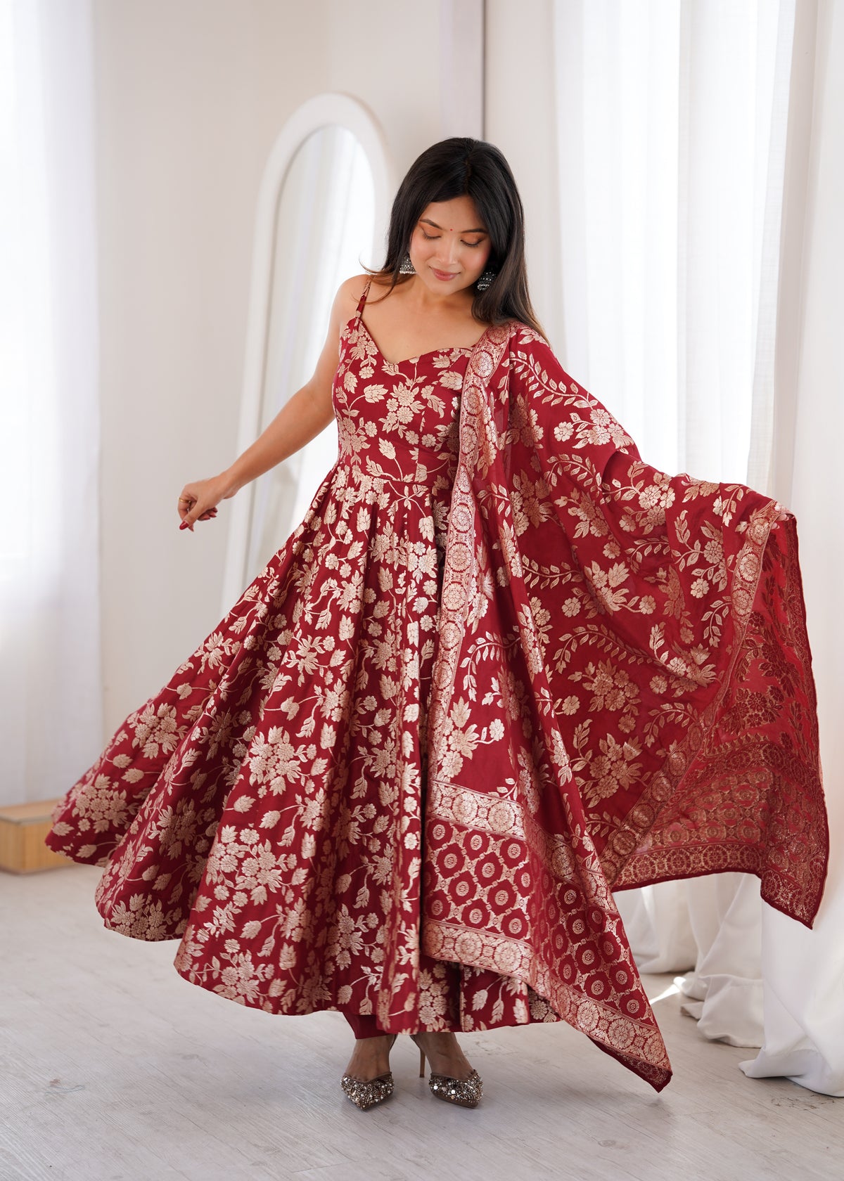 PREMIUM-FERTIGANZUG-SET AUS ANARKALI