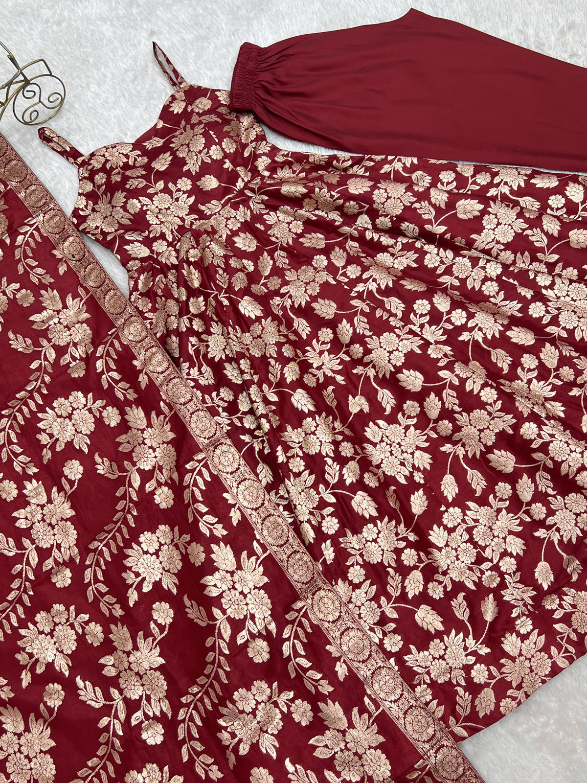 PREMIUM-FERTIGANZUG-SET AUS ANARKALI