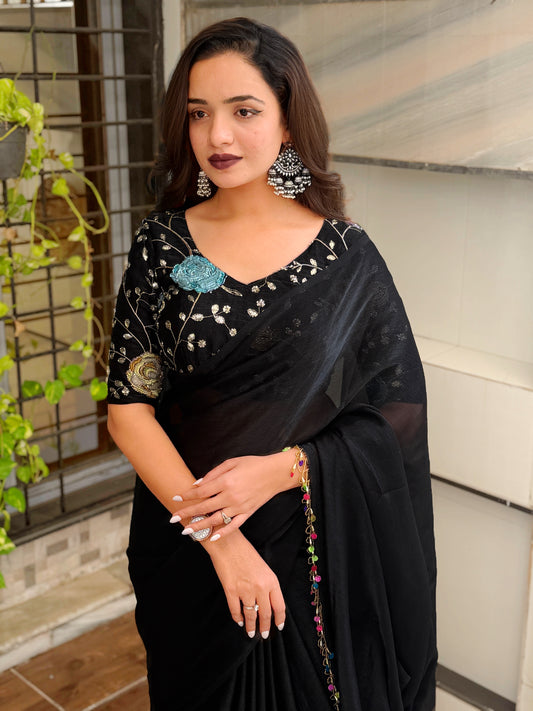 perfect Genz beauty with Grace meets glamour saree