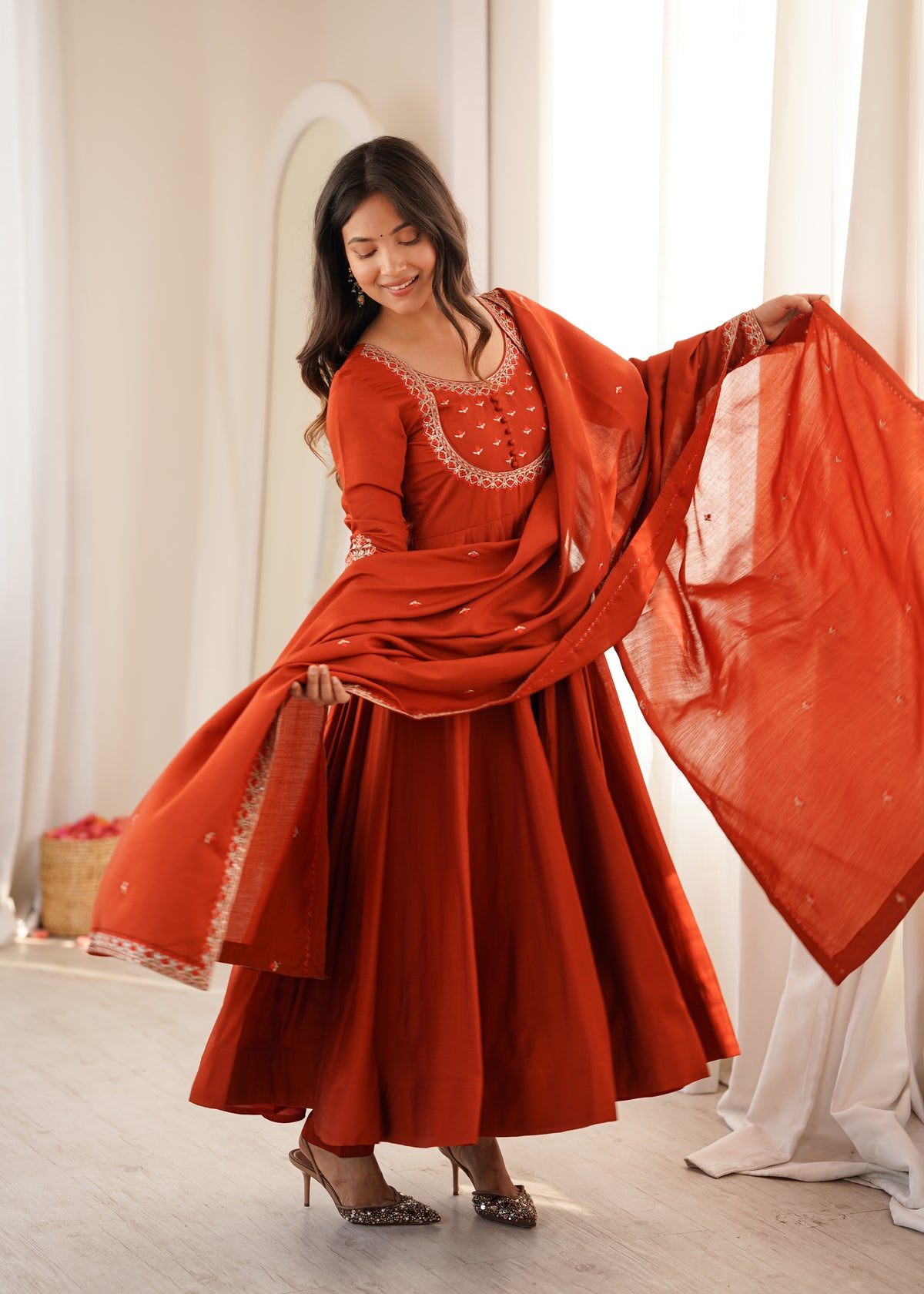 PREMIUM-FERTIGANZUG-SET AUS ANARKALI