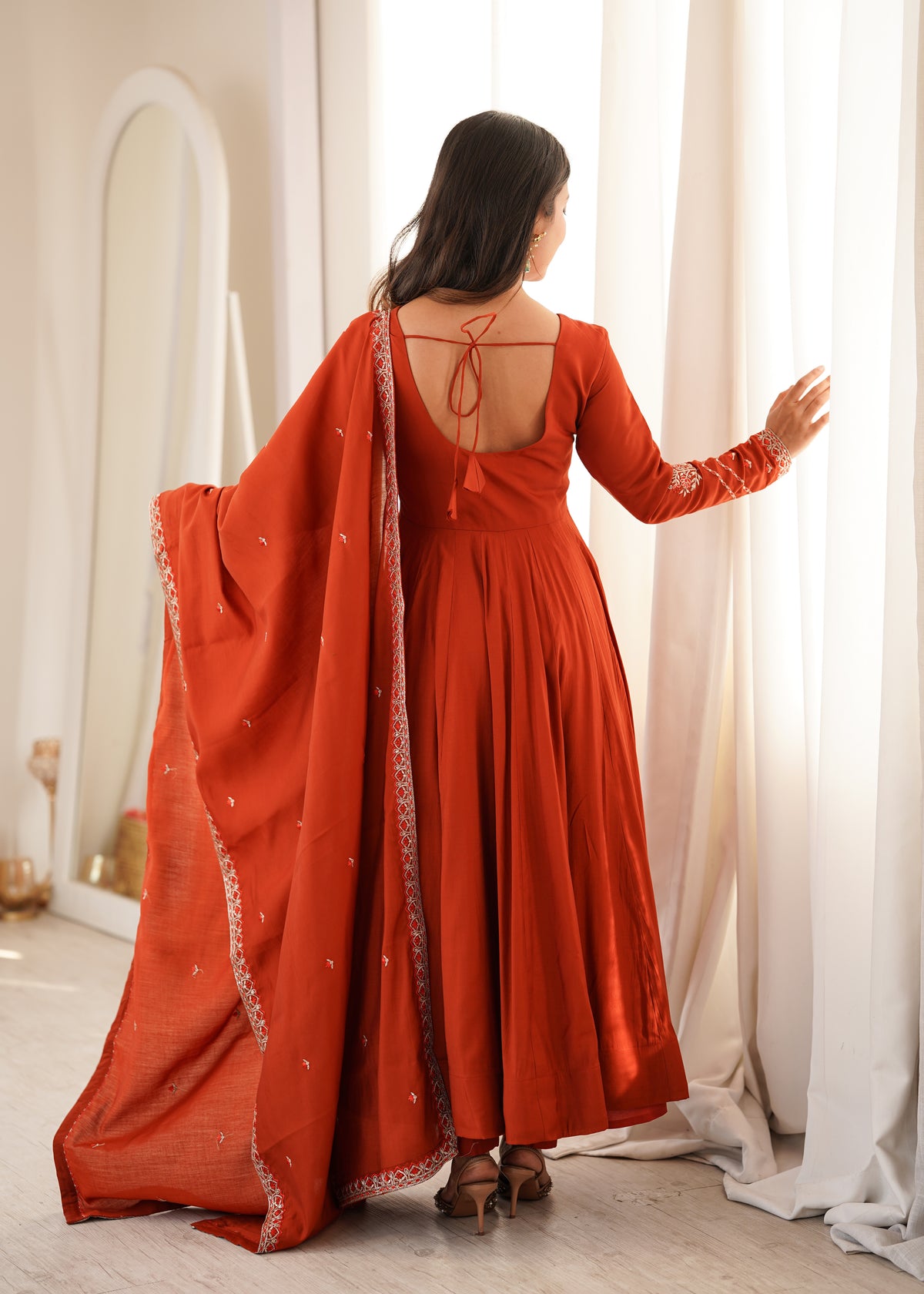 PREMIUM-FERTIGANZUG-SET AUS ANARKALI