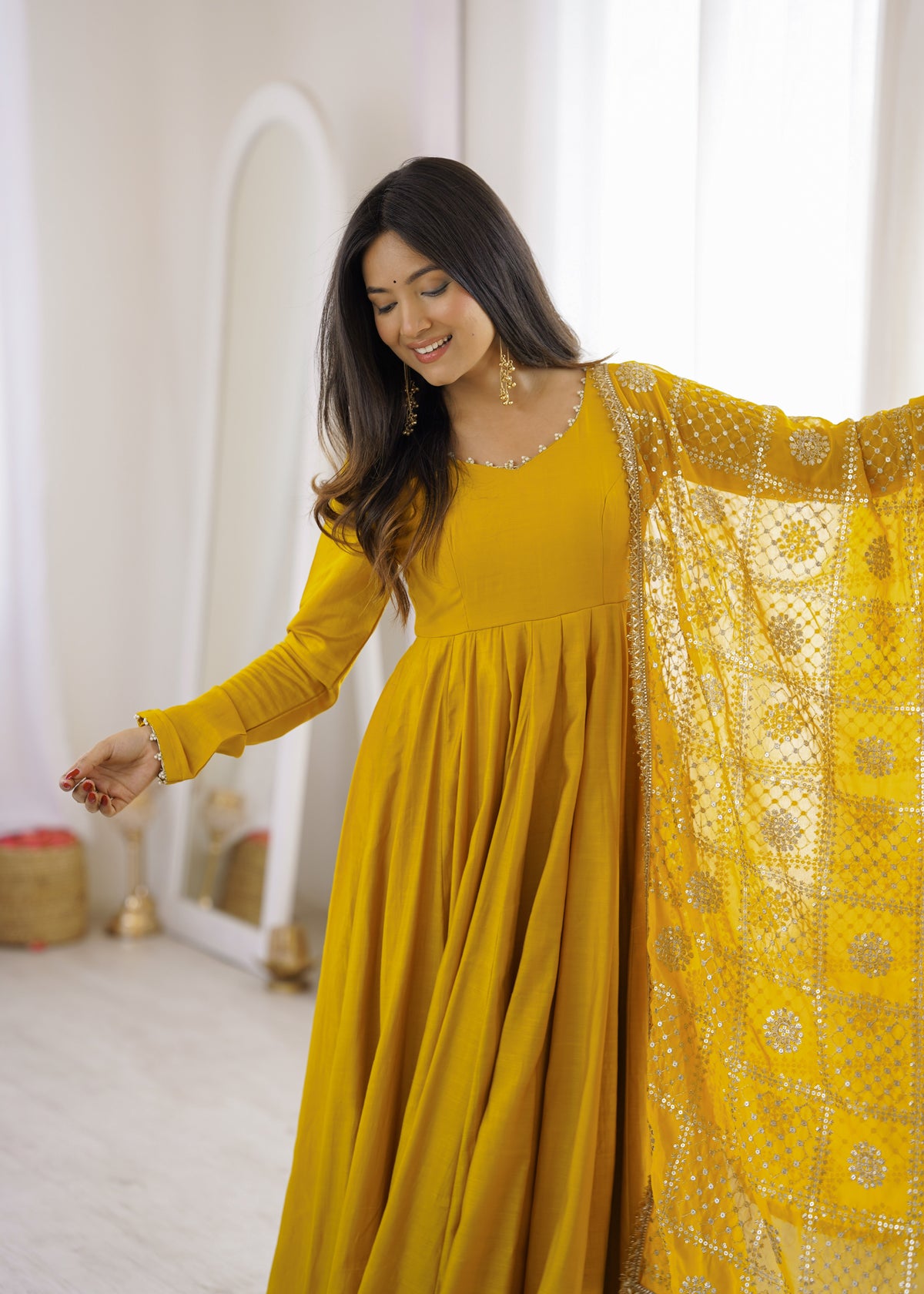 PREMIUM-FERTIGANZUG-SET AUS ANARKALI
