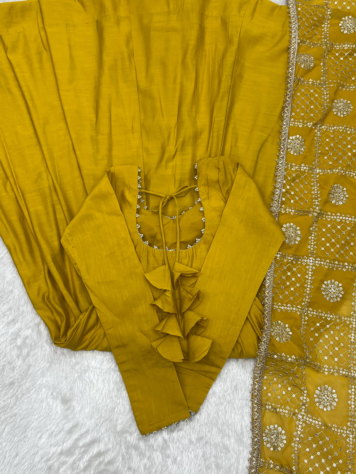 PREMIUM-FERTIGANZUG-SET AUS ANARKALI