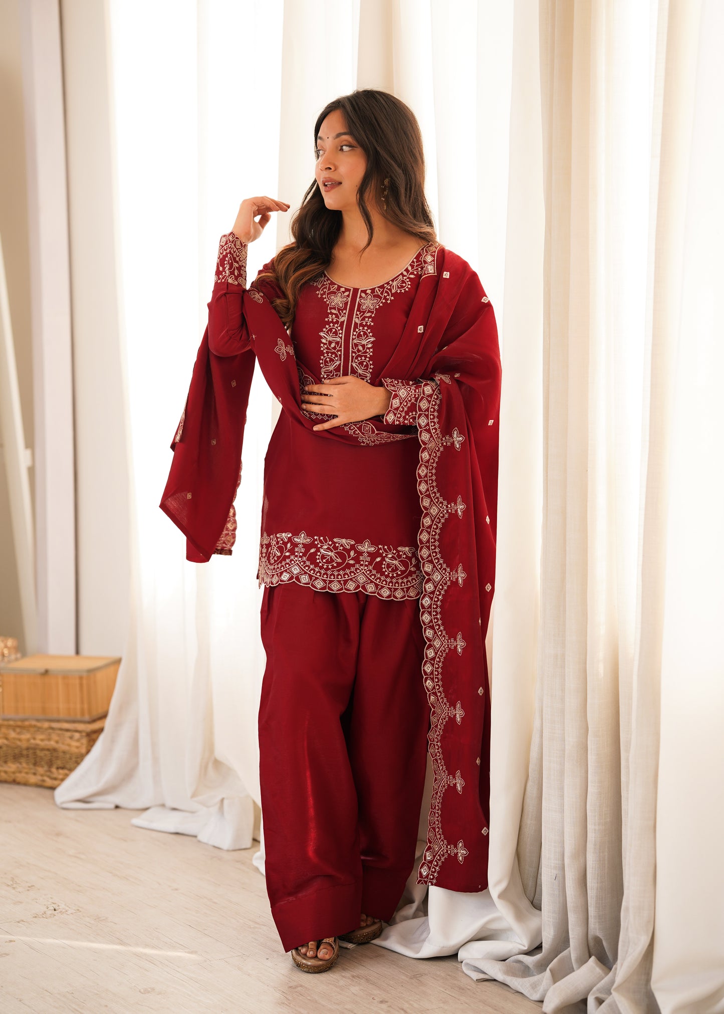 PREMIUM-FERTIGANZUG-SET AUS ANARKALI