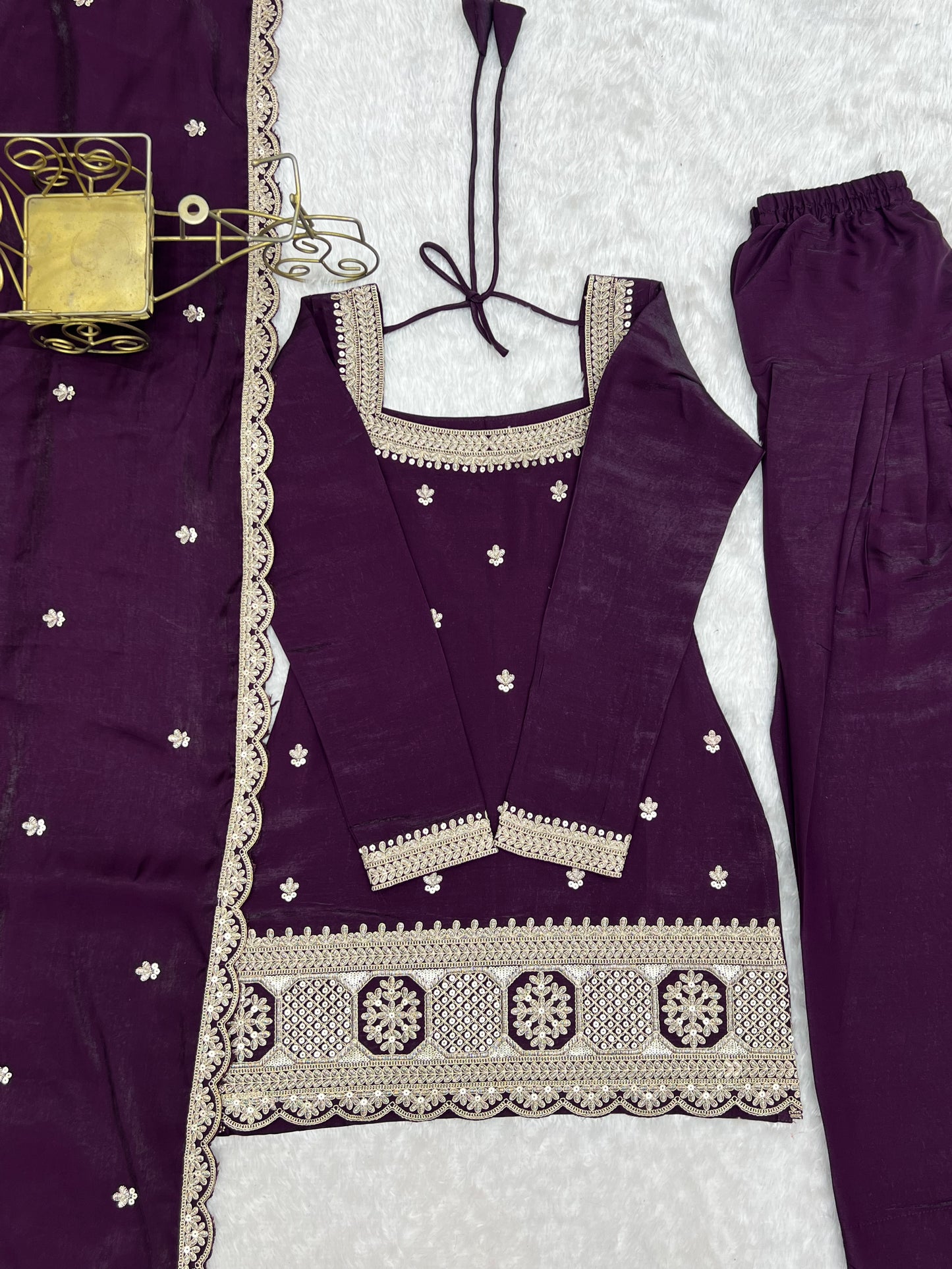 PREMIUM-FERTIGANZUG-SET AUS ANARKALI