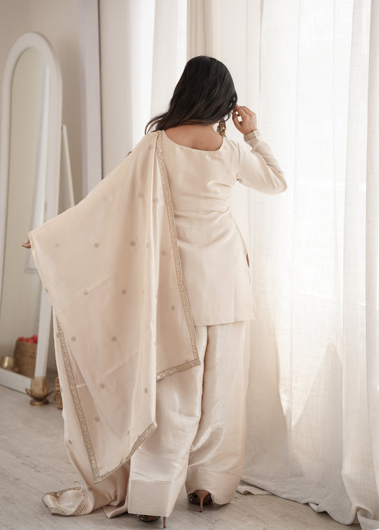 PREMIUM-FERTIGANZUG-SET AUS ANARKALI