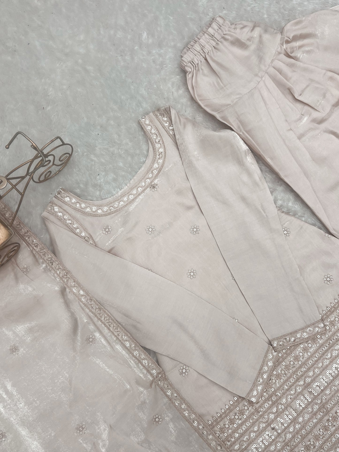 PREMIUM-FERTIGANZUG-SET AUS ANARKALI