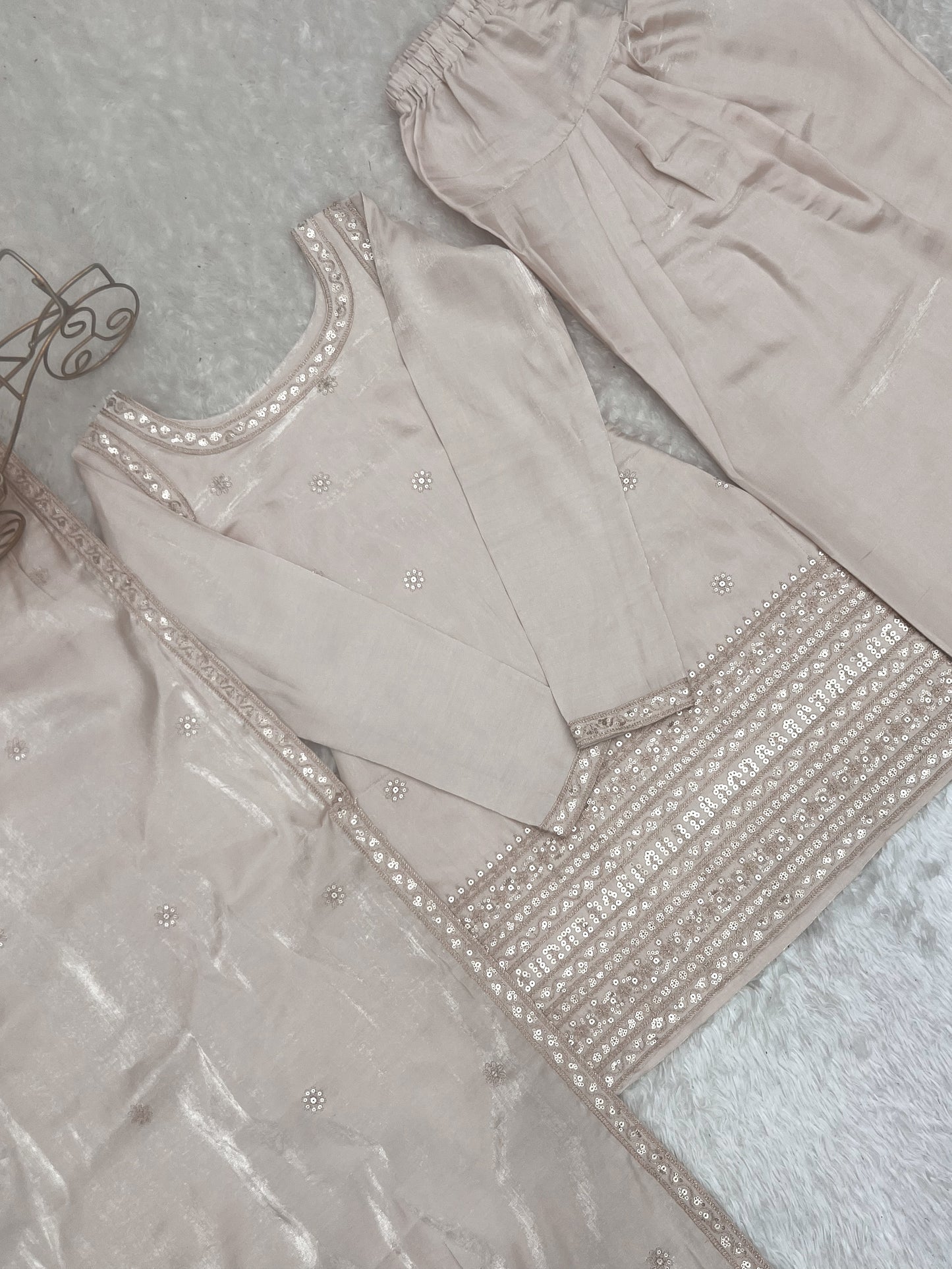 PREMIUM-FERTIGANZUG-SET AUS ANARKALI