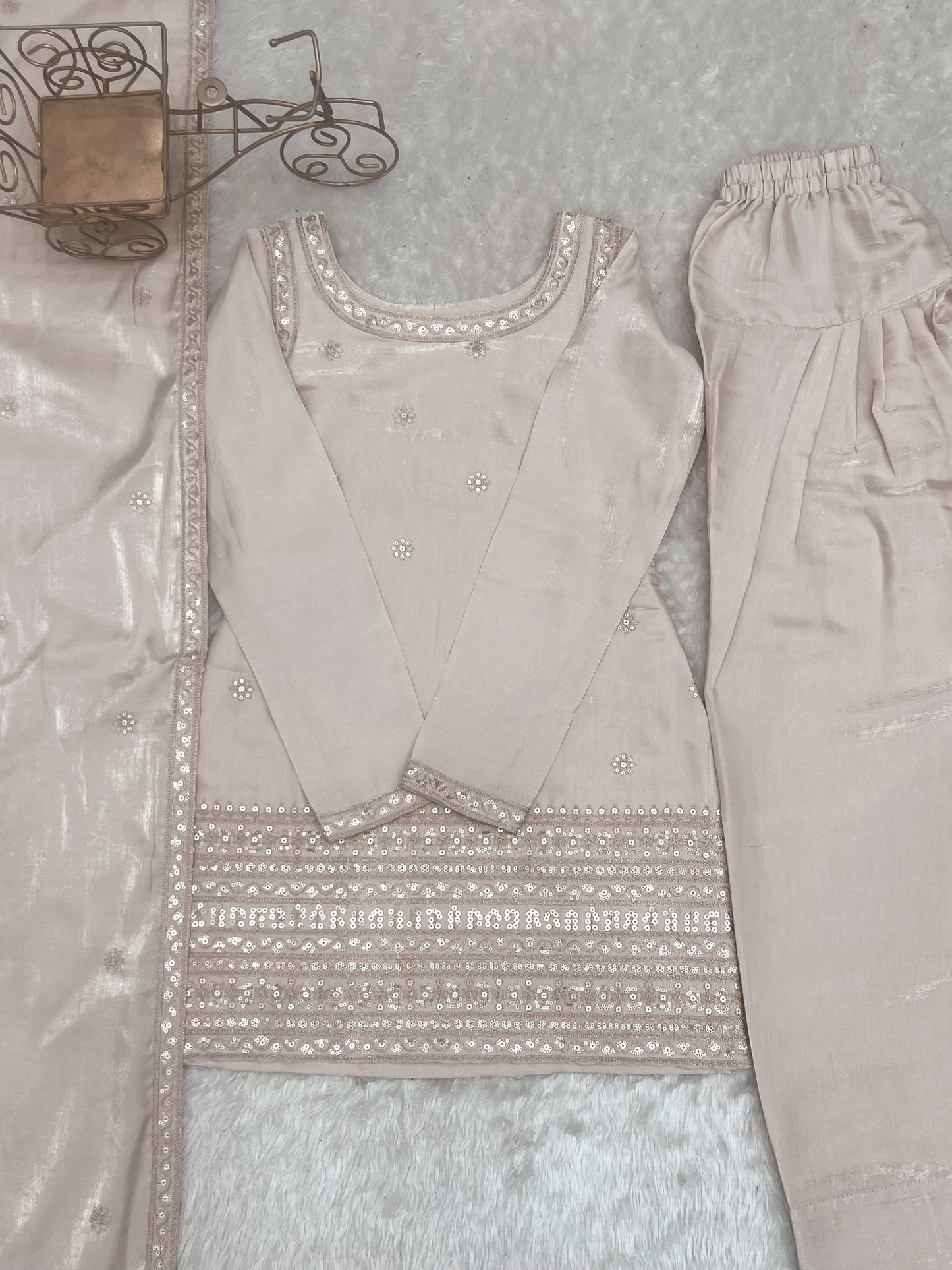 PREMIUM-FERTIGANZUG-SET AUS ANARKALI