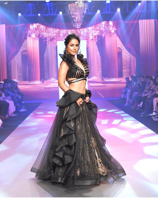 MOST POPULAR HINA KHAN LEHENGA CHOLI