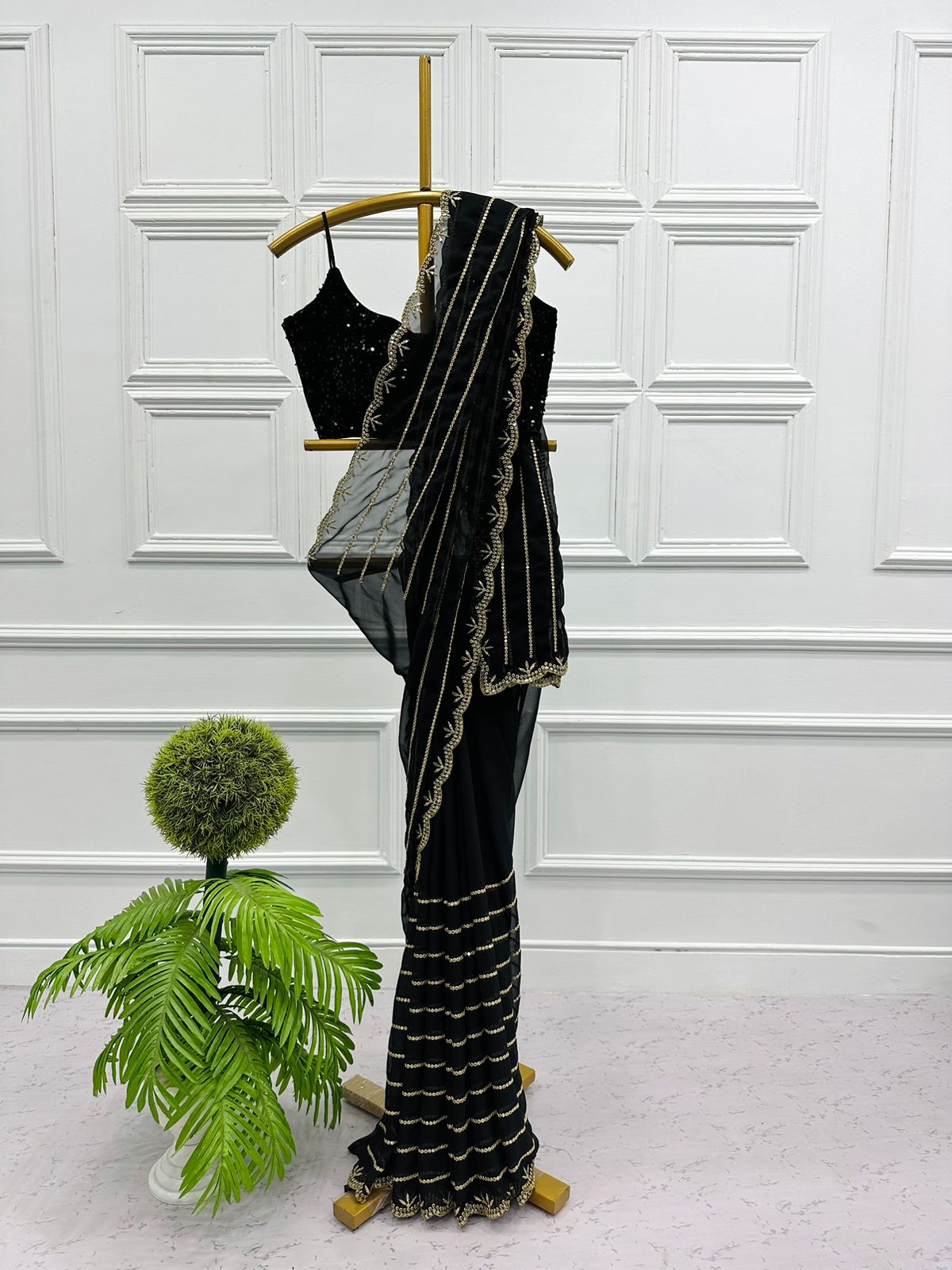 BOLLYWOOD STYLE  BLACK COLOUR SEQUNCE SAREE