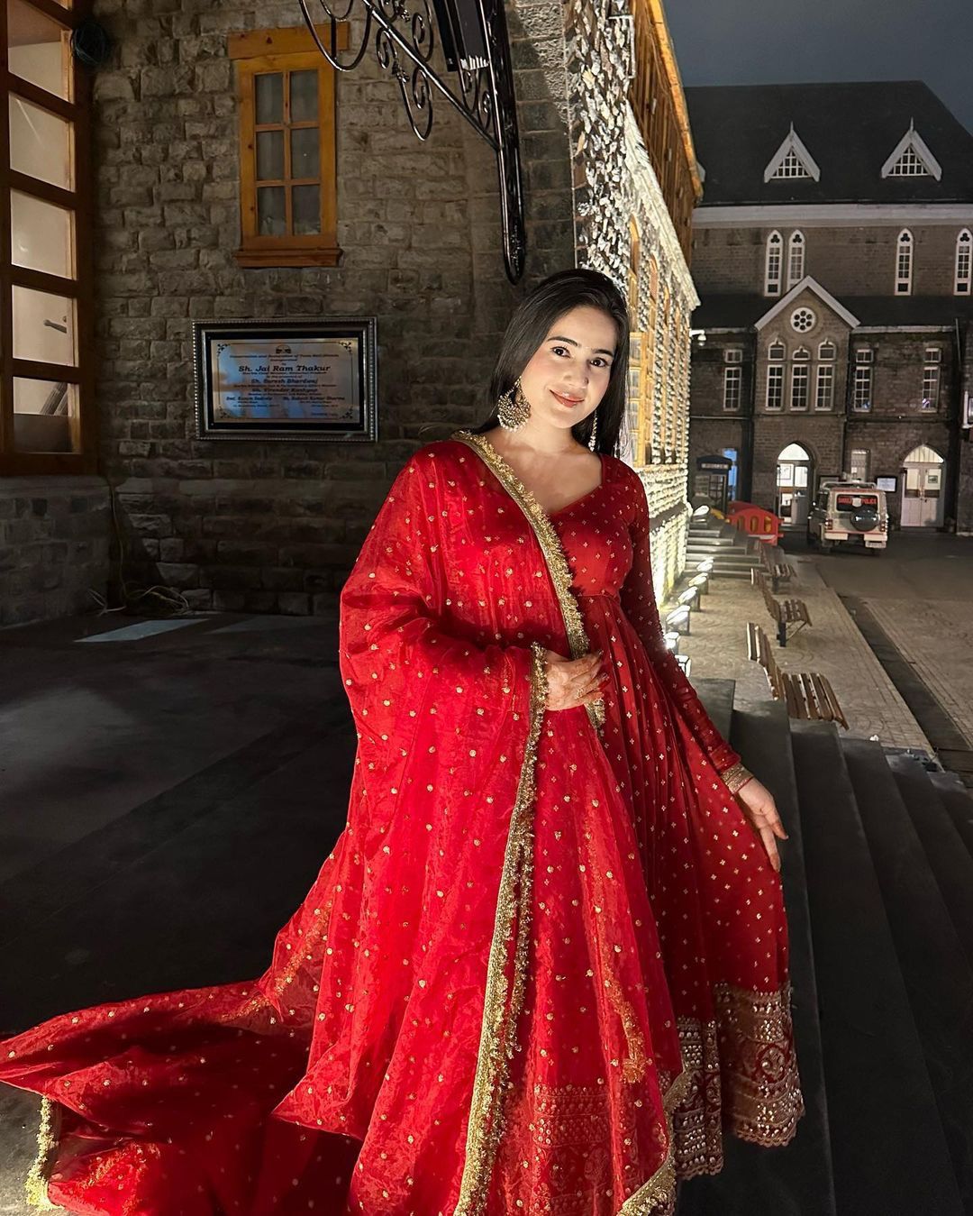 RED COLOUR BEAUTIFUL GOWN